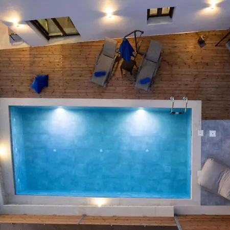 빌라 Archontiki Veranda - Design In Crete With Heated Pool, Jacuzzi & Dreamy Views *