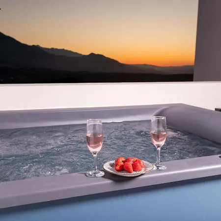 Archontiki Veranda - Design In Crete With Heated Pool, Jacuzzi & Dreamy Views 빌라 Arkhondikí